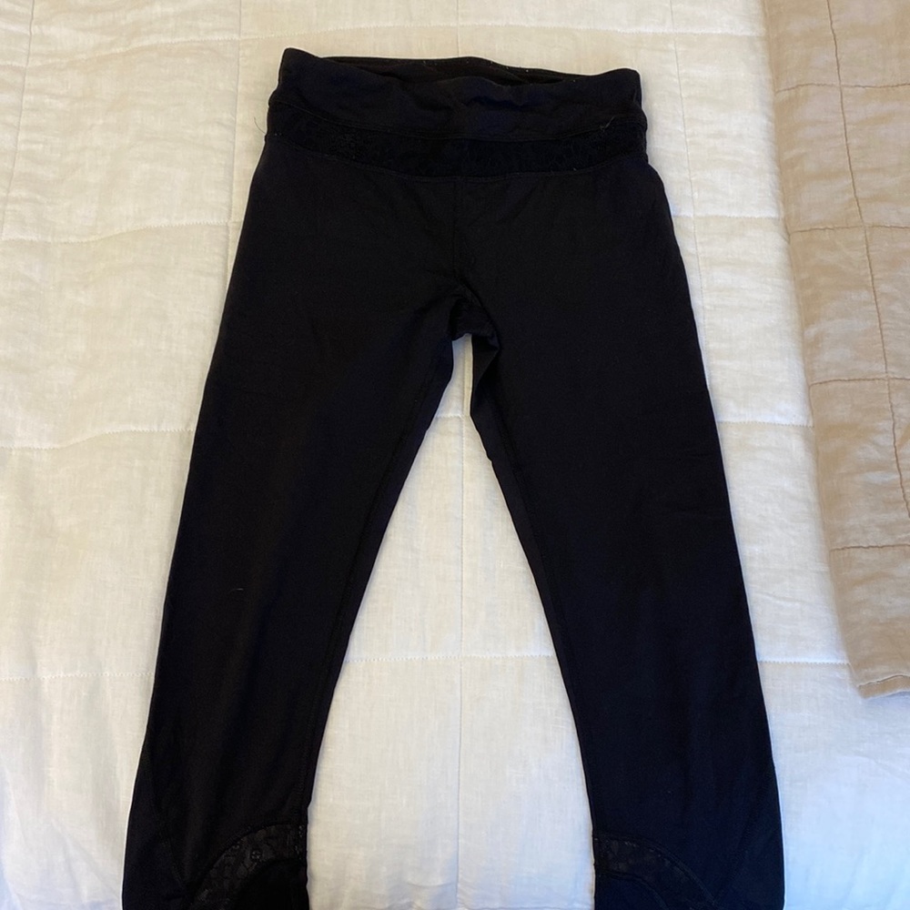 Lululemon high rise crop 21” inch